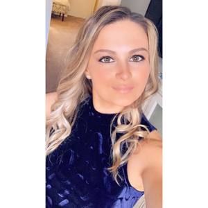 Meet your Posher, Dayna